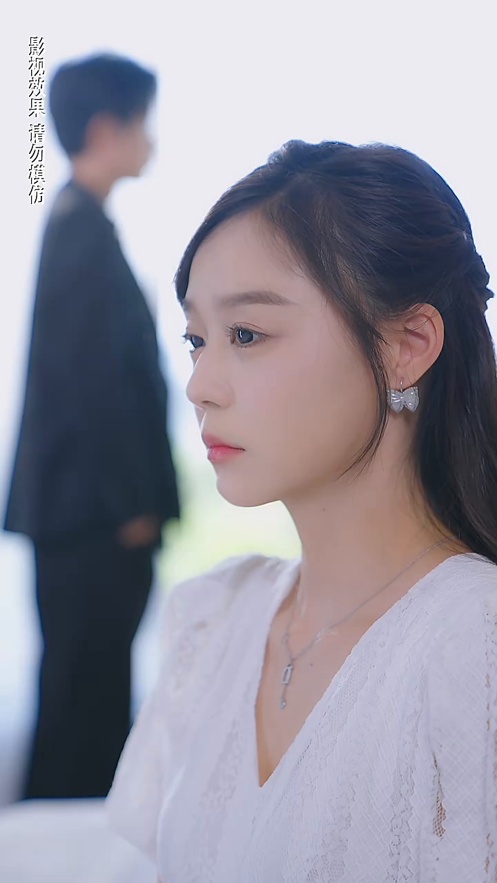 霆少夫人假死后偷生三个娃